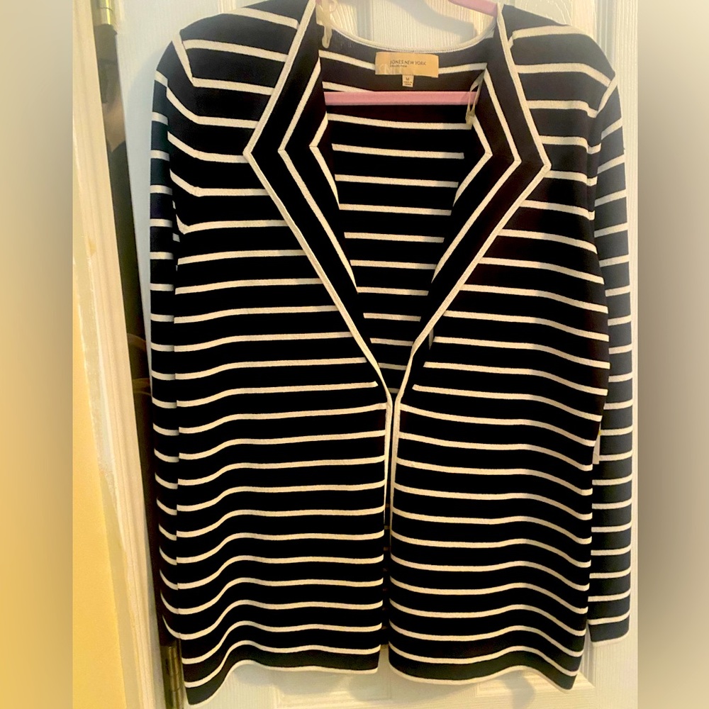 Jones New York Cardigan size M